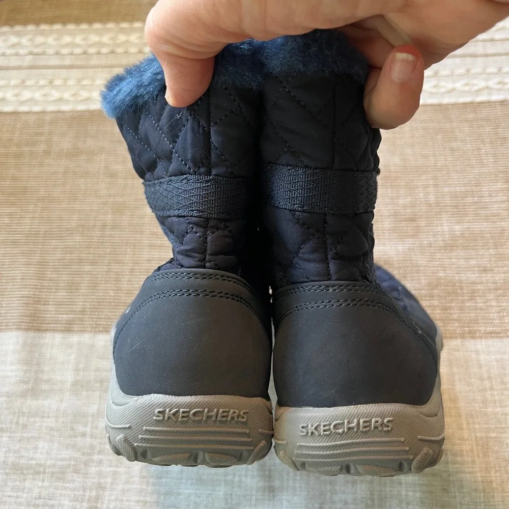 Skechers Womens Navy Blue Quilted Faux Fur Lined Lace Up Side Zip Winter Boots